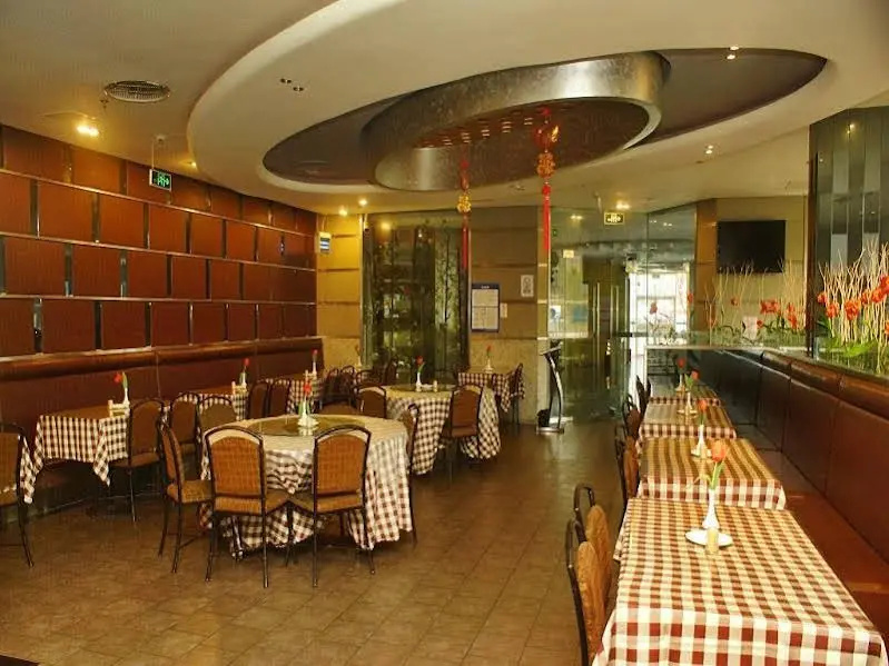 Food & Beverage