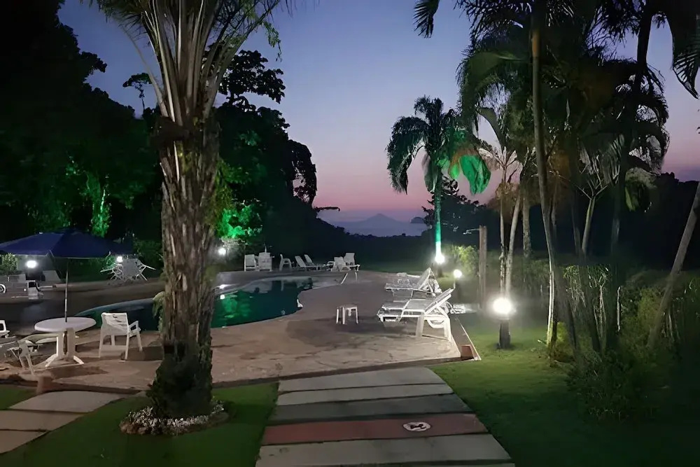 Linda casa em Boiçucanga