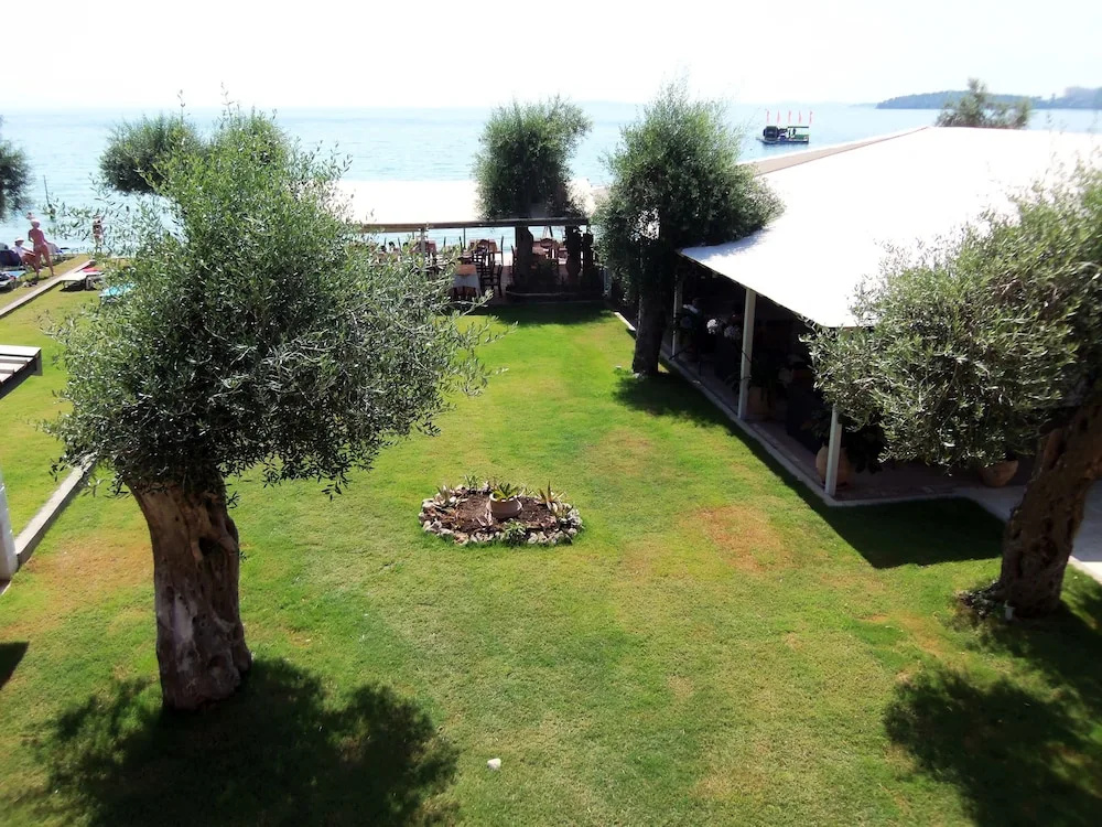 Scheria Hotel
