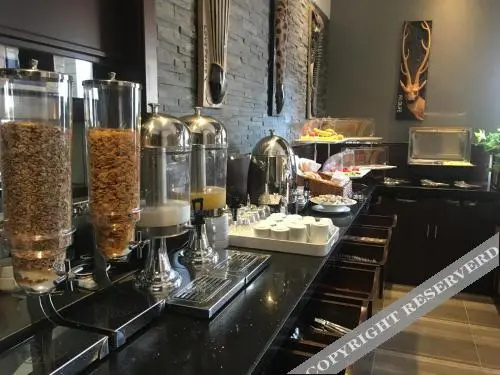 Food & Beverage