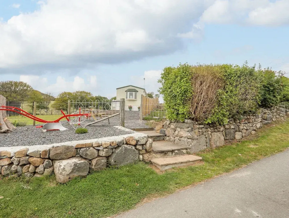 Ty Newydd Caravan