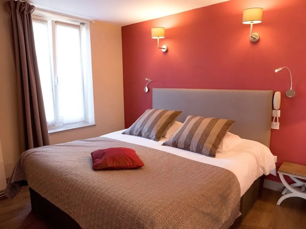 Afficher la photo 7 — Logis Auberge du Valburgeois