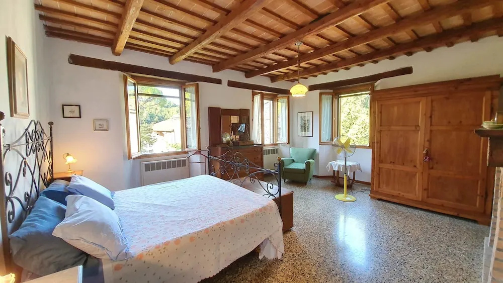 Comfort room