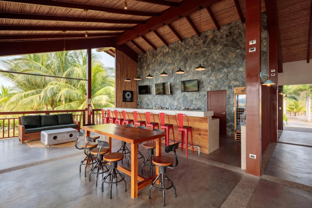 Indura Beach & Golf Resort, Curio Collection by Hilton - фото 32
