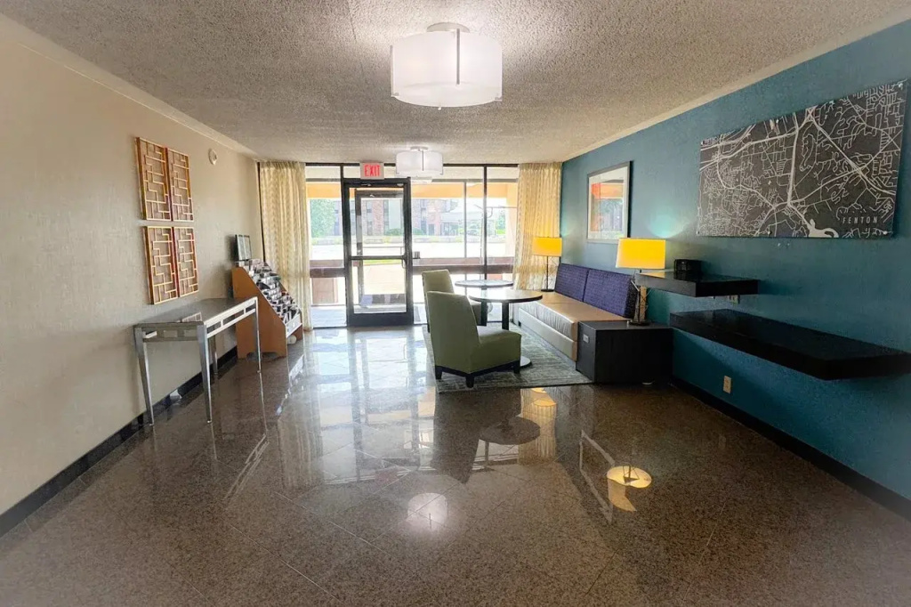 Heritage Inn & Suites St. Louis/Fenton, Trademark by Wyndham - Général