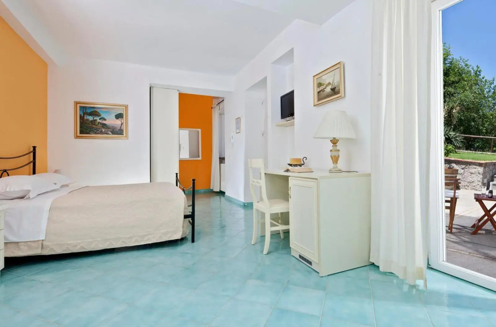 Hotel photo 10