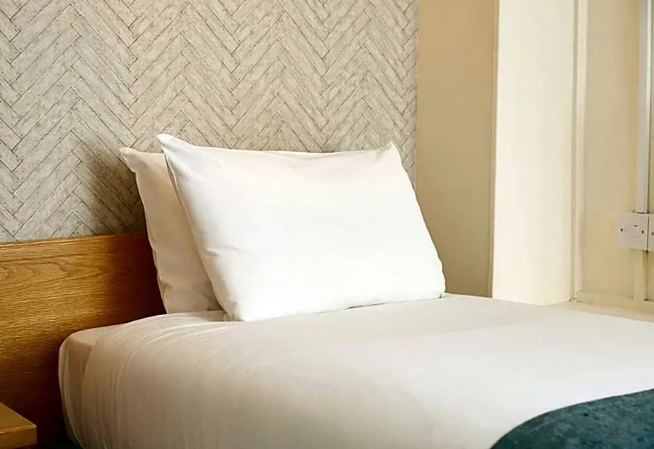 De Trafford Hotel By Greene King Inns - Chambres