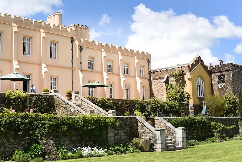 Historic Castle on River Tamar, No Deposit