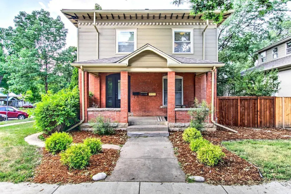 Historic Redstone w/ Large Backyard, Walk To Csu!