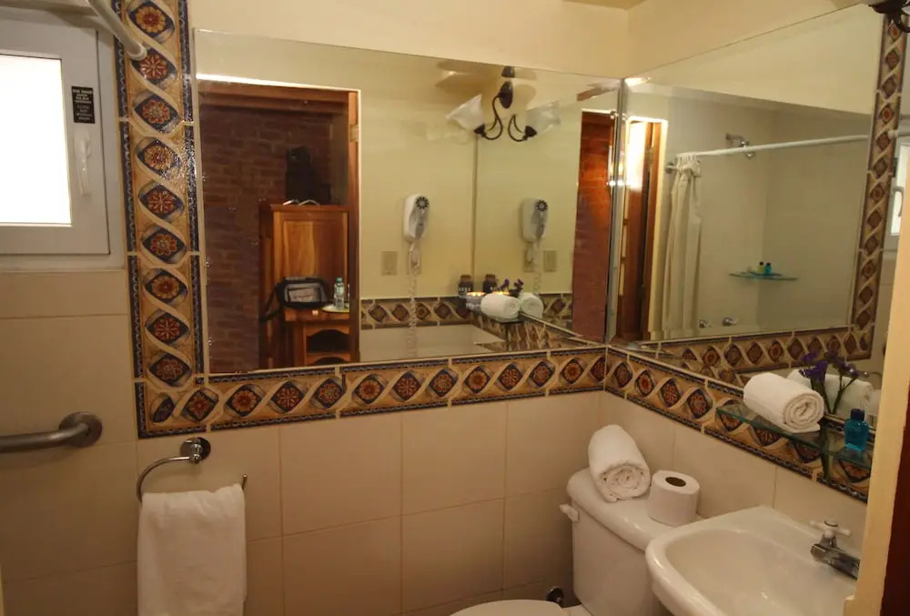 標準四人房，雙人床