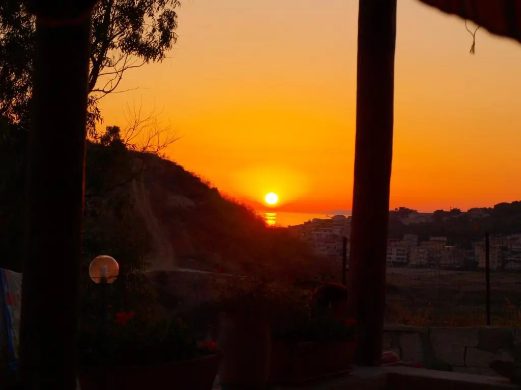 3 bedrooms appartement at Seccagrande 900 m away from the beach with sea view furnished terrace and wifi