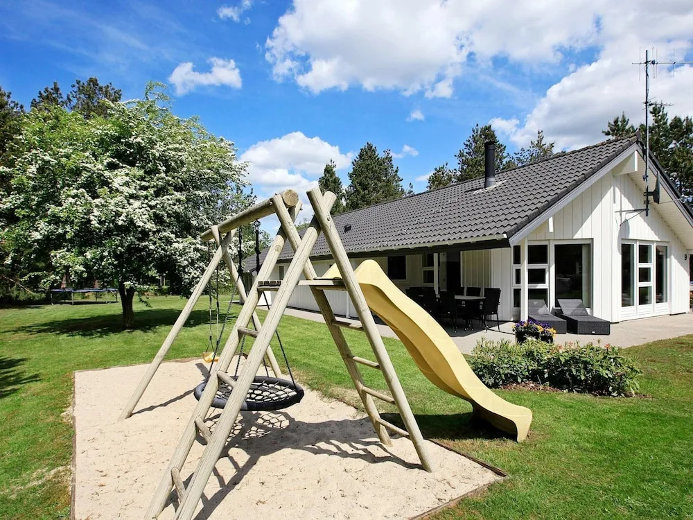 Picturesque Holiday Home in Oksbøl With Sauna