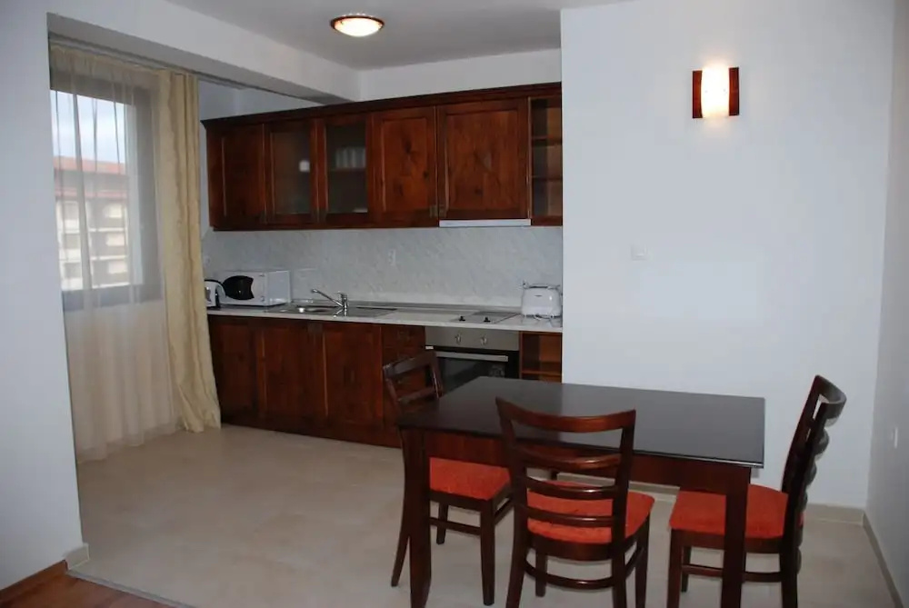 2 Bedrooms Standard Apartment with balcony and with mountain view