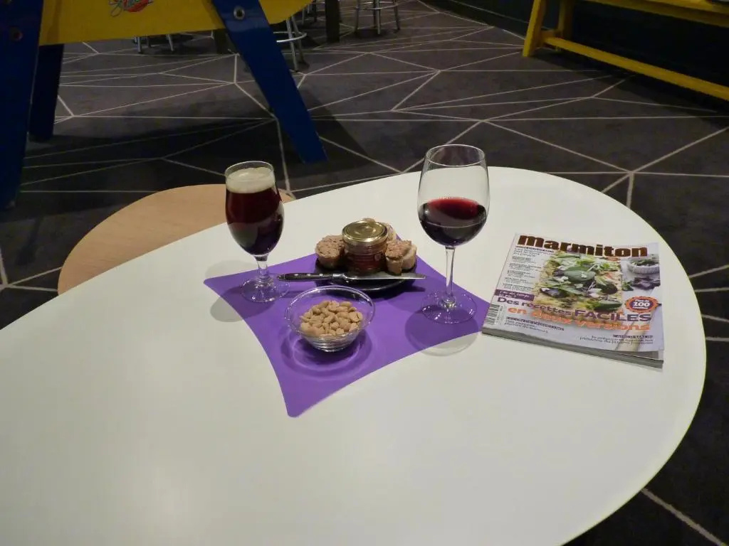 ibis Styles Roanne Centre Gare - Général