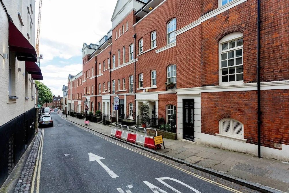 Veeve - Hampstead Village Zen
