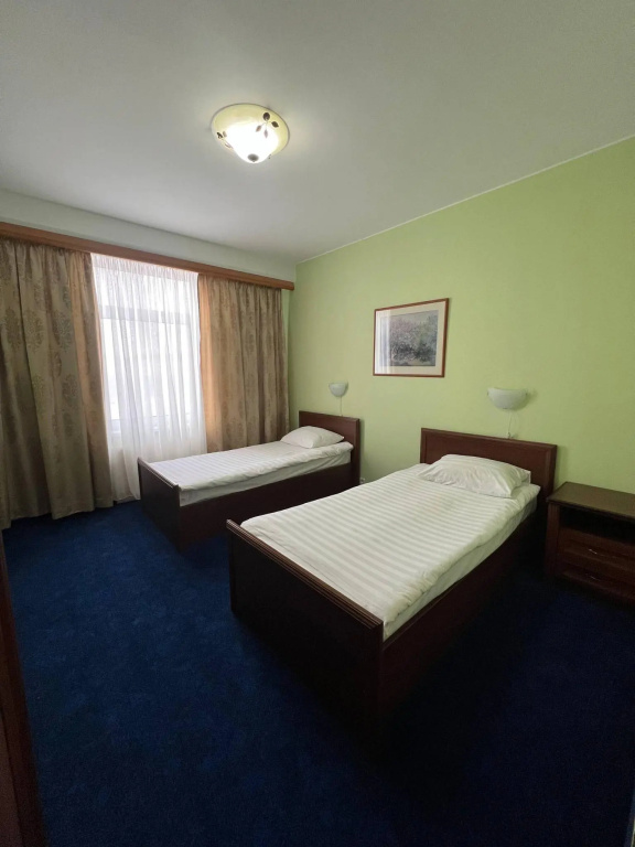 Double Suite (twin beds)