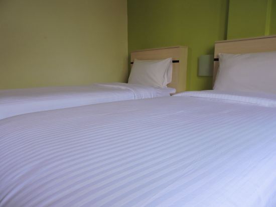 Merlin Hotel