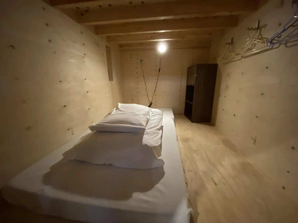 Bed in Dorm
