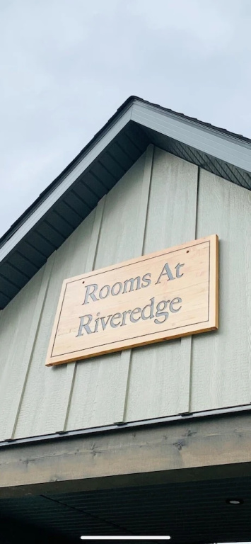 Rooms at Riveredge