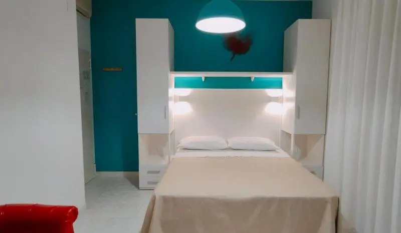 Hotel Ambra Cattolica - Chambres