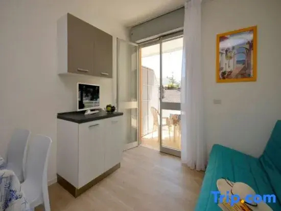 Gorgeous Family House in a Quiet Area