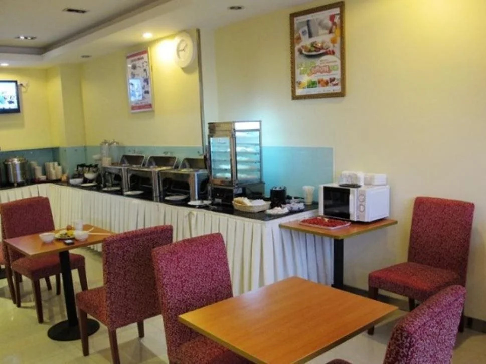 Food & Beverage