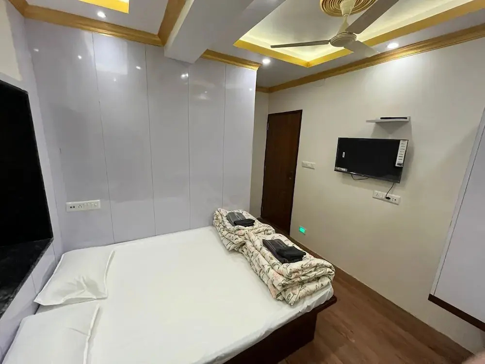 Sarai Inn