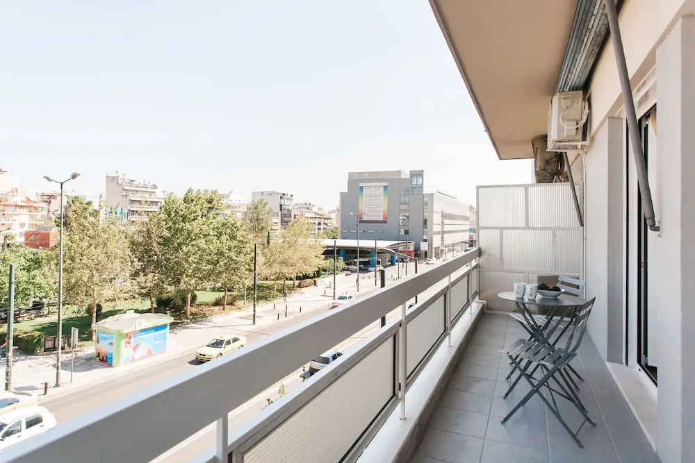Central Apartment near Metro station