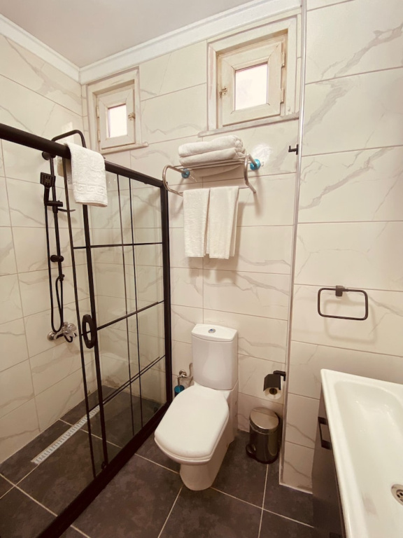 1 Bedroom Standard Triple room