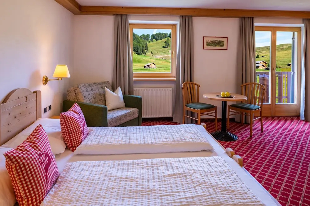 Double room with balcony (full double bed)