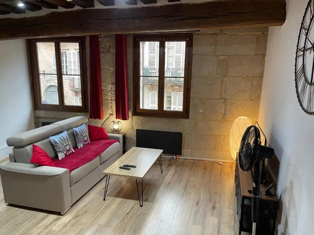 Voir la photo 3 — Appartements chez Delphine et Guillaume au coeur de Semur en Auxois
