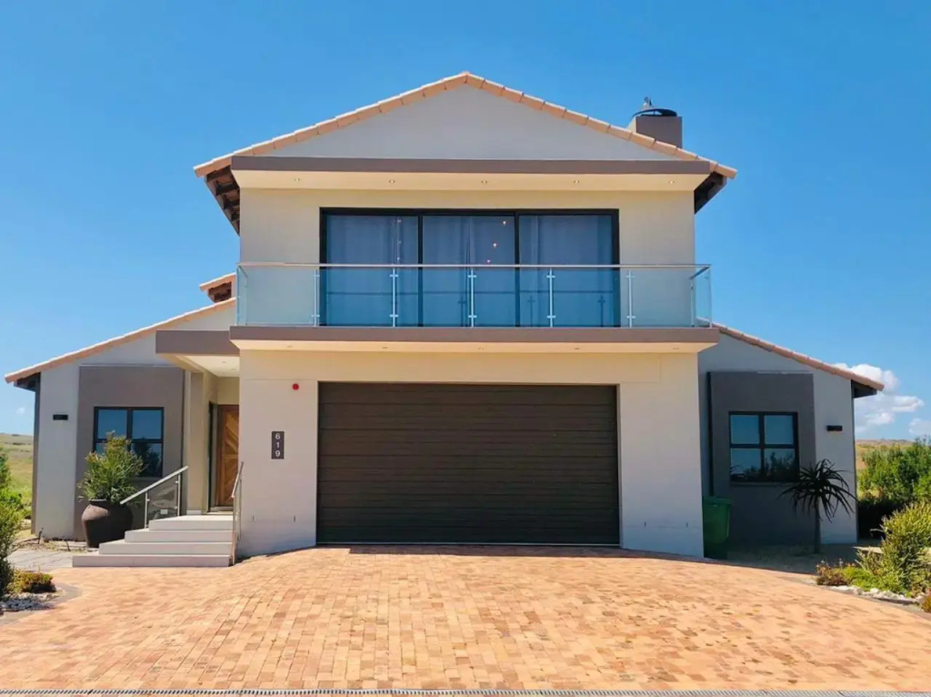 Steenbokkie Holiday Home