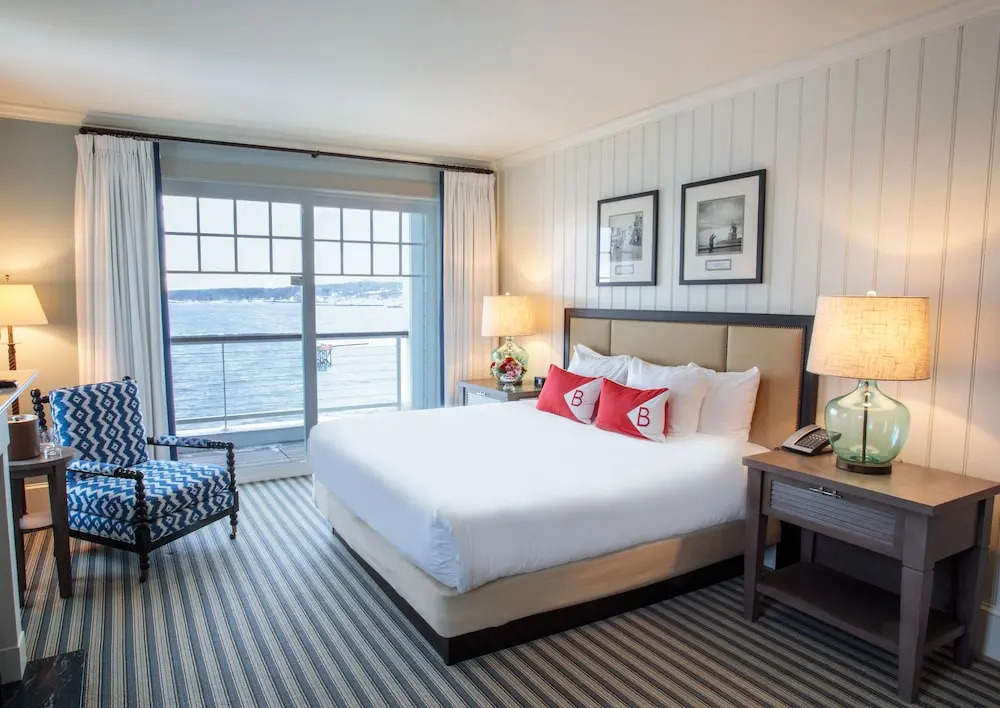 Double Suite with balcony and with view (full double bed)