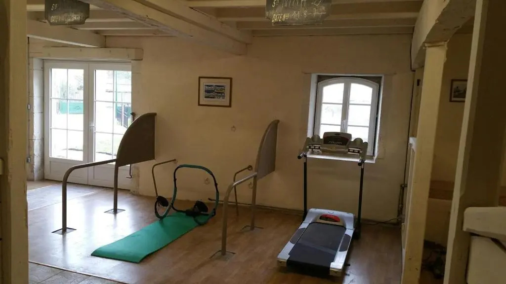 Deluxe Studio