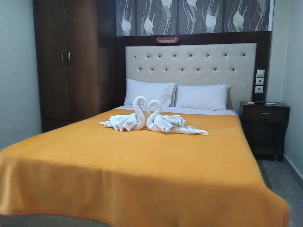 Standard Double Studio with balcony (full double bed)