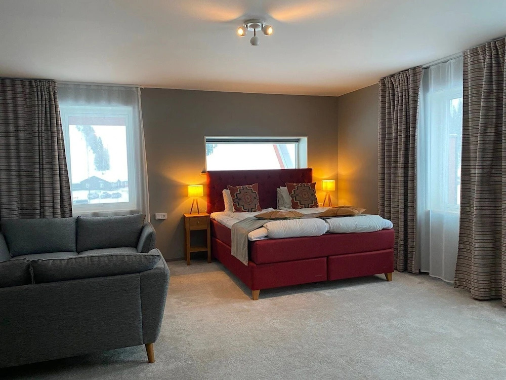 Superior Double room with balcony (full double bed)