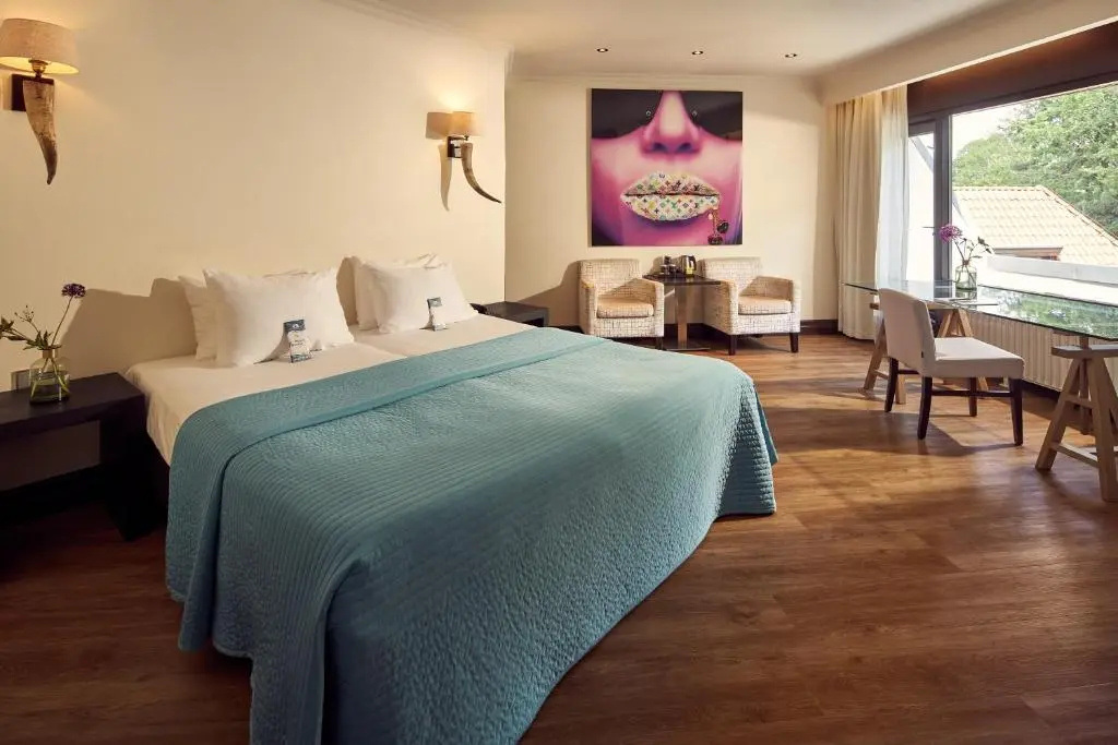 Comfort room