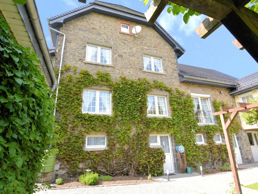 Cosy House With Beautiful Terrace Very Large and Nicely Laid-out Garden and Wifi - фото 13