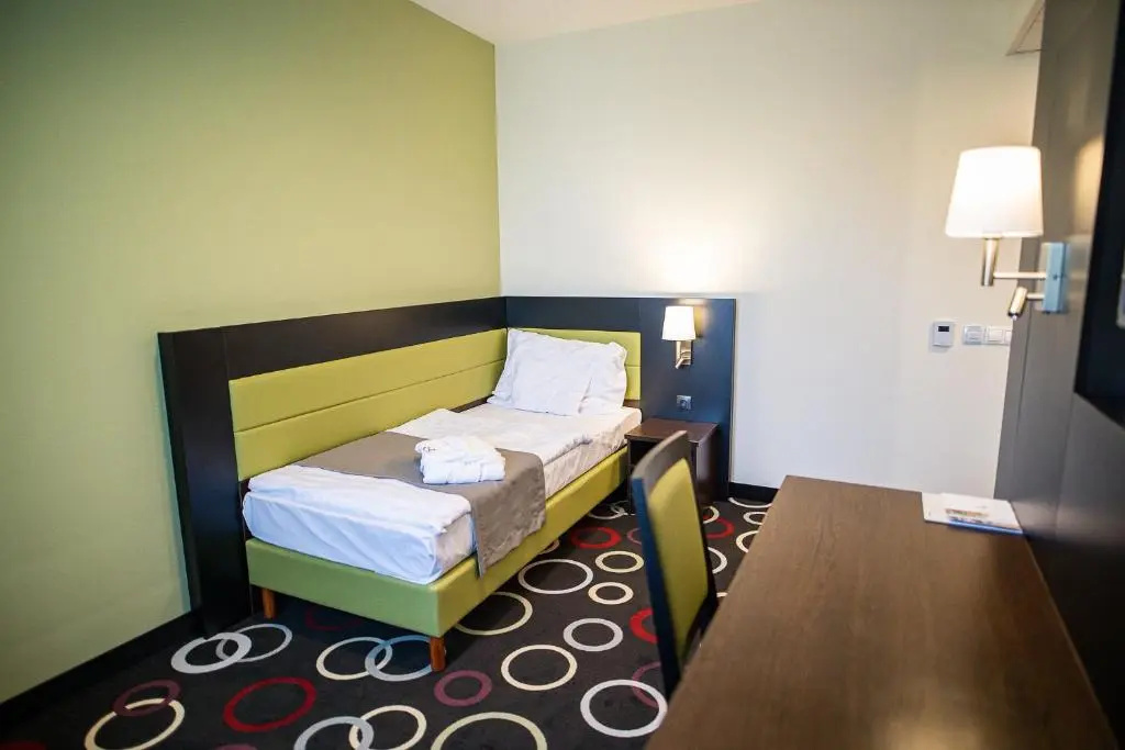 Garden Hotel Wellness Es Konferencia - Chambres