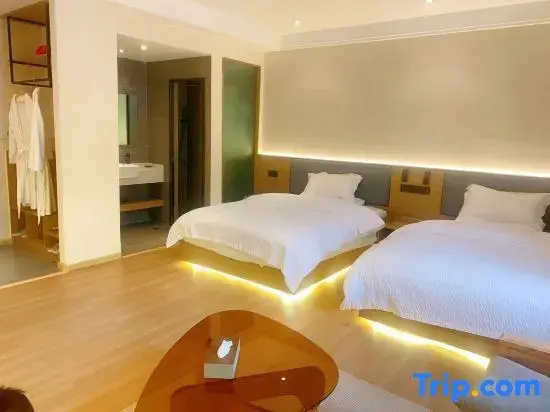 Deluxe Double room (twin beds)