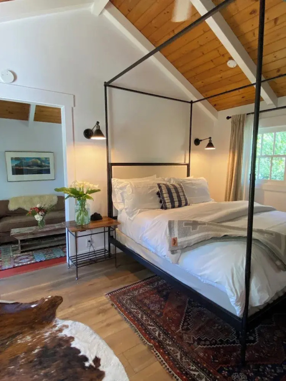 Premier Cottage