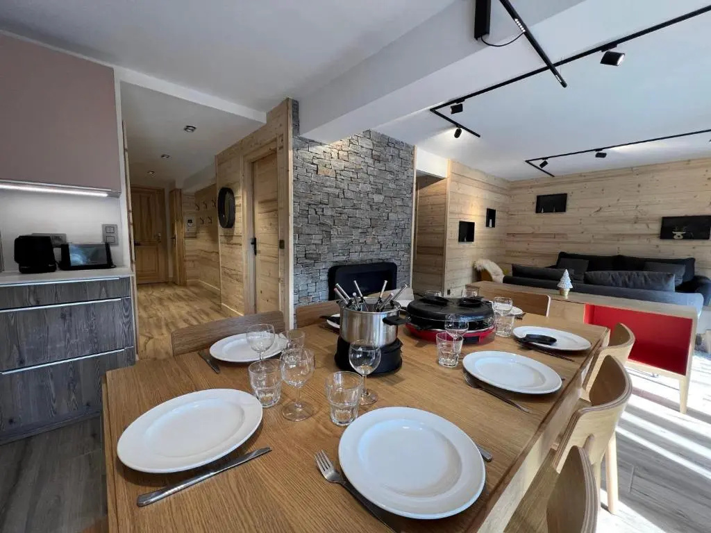 OURS POLAIRE bel appartement village et pistes