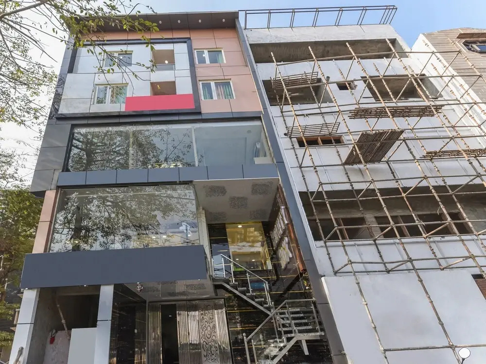 OYO 22585 Flagship Sumit House