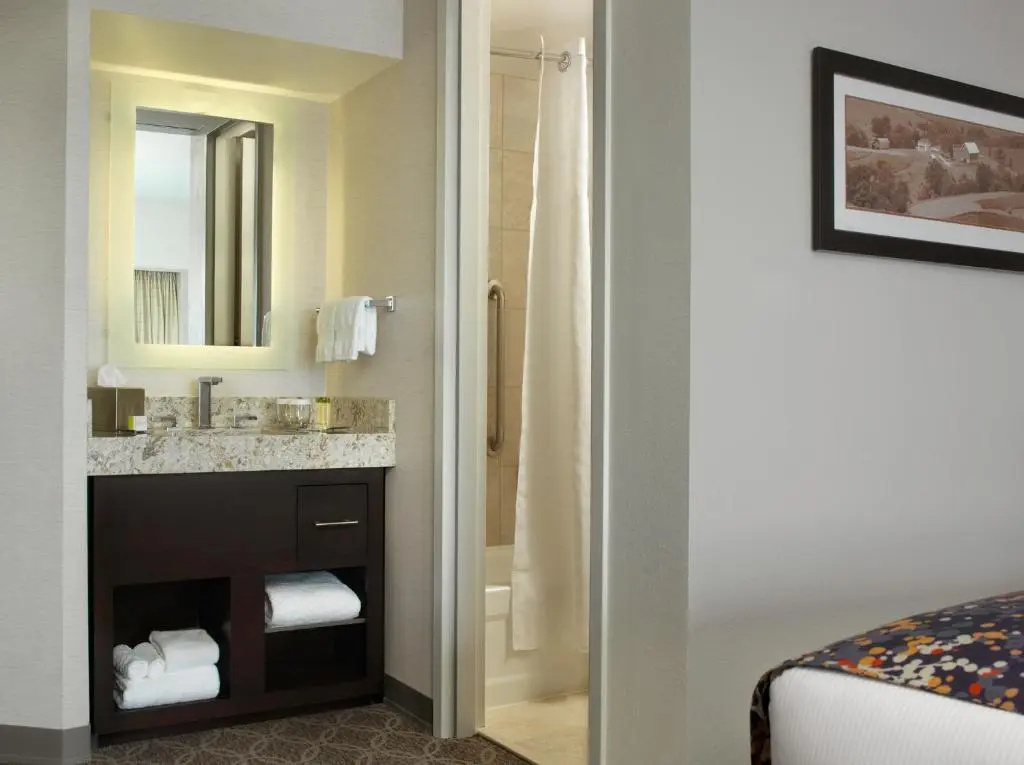 Doubletree by Hilton Cedar Rapids Convention Complex - Chambres