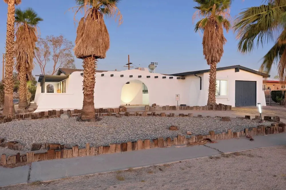 Carmella by Avantstay Modern Jtree Home w/ Large Outdoor Area!