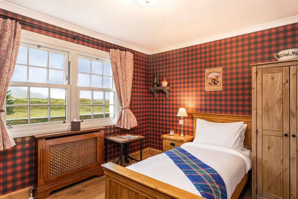 The Cluanie Inn - Chambres