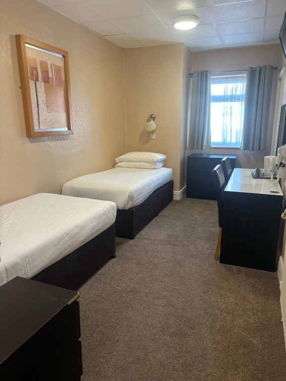 Economy Double room (twin beds)