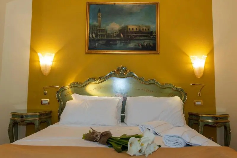Quadruple Suite