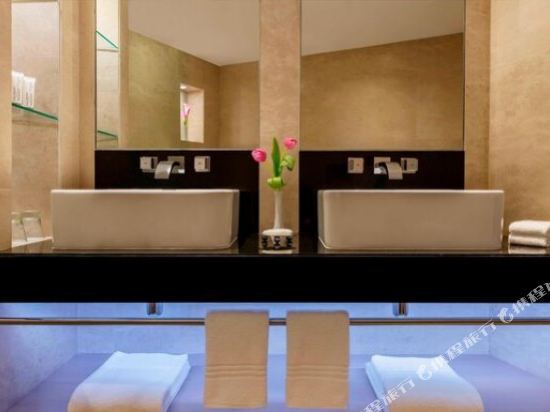 Le Royal Meridien Abu Dhabi