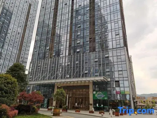 HUIHE Sailaton Hotel (Zunyi Xinpu Linda Food City)